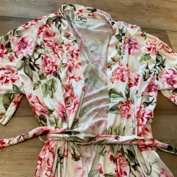 NWOT floral robe one size - Picture 5 of 6